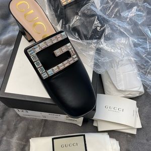 💥Black Gucci Crystal Heels Authentic